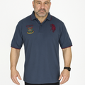 Μπλουζάκι POLO Luciano Faketti Piquet Κοντό μανίκι βαμβάκι 100% ΣΧΕΔΙΑΣΤΙΚΟ με δυο κεντήματα Aπο ανεξίτηλες κλωστές ΕΛΛΗΝΙΚΗΣ ΡΑΦΗΣ  σε χρώμα ανθρακί